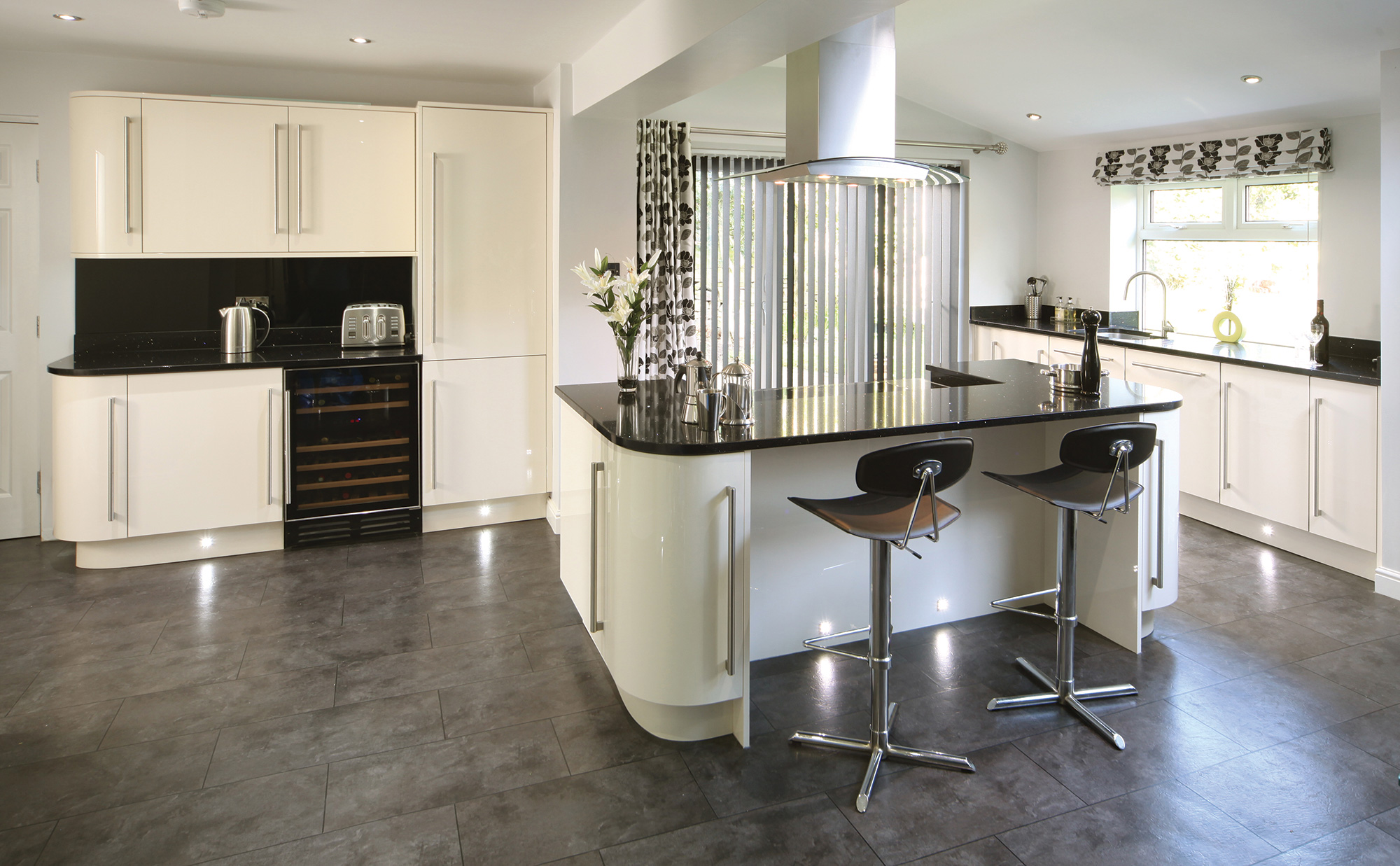 Replacement High Gloss Kitchen Doors, Available